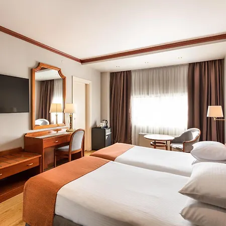 Hotell By Ihg 5*