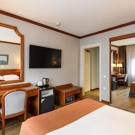 By Ihg 5* Soluň