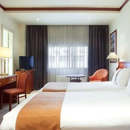 By Ihg Hotell 5*